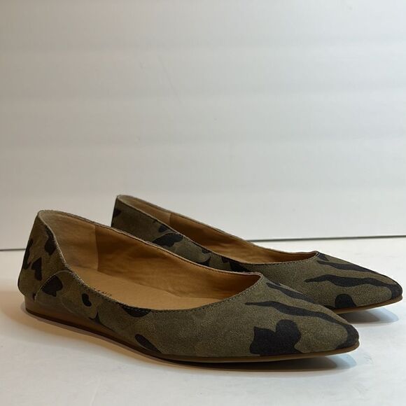 Lucky Brand Camo Green Suede Flats Shoes Size 8‎ - Picture 2 of 13
